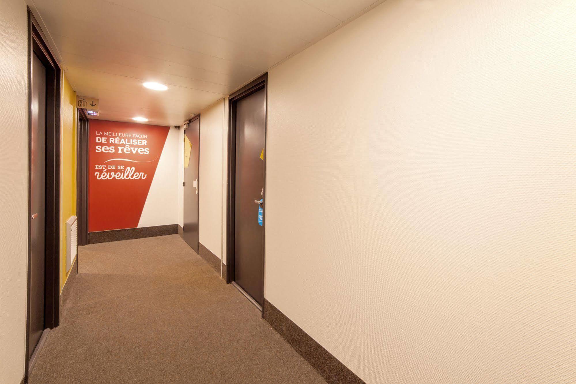 B&B Hotel Lille Lezennes Stade Pierre Mauroy Εξωτερικό φωτογραφία